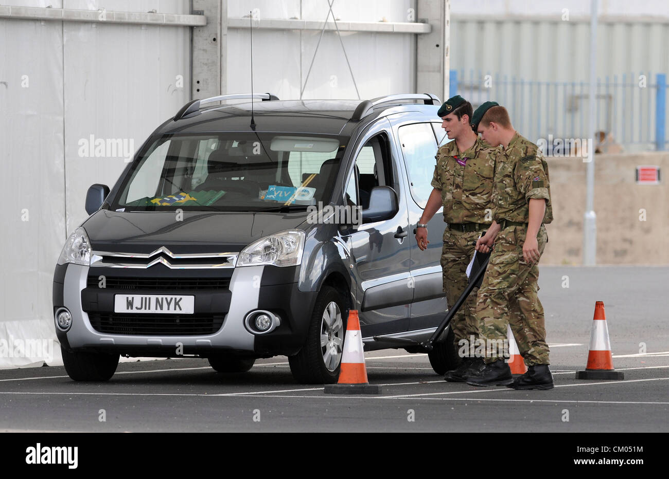 Army searching cars at a security checkpoint, UK Stock Photo Alamy