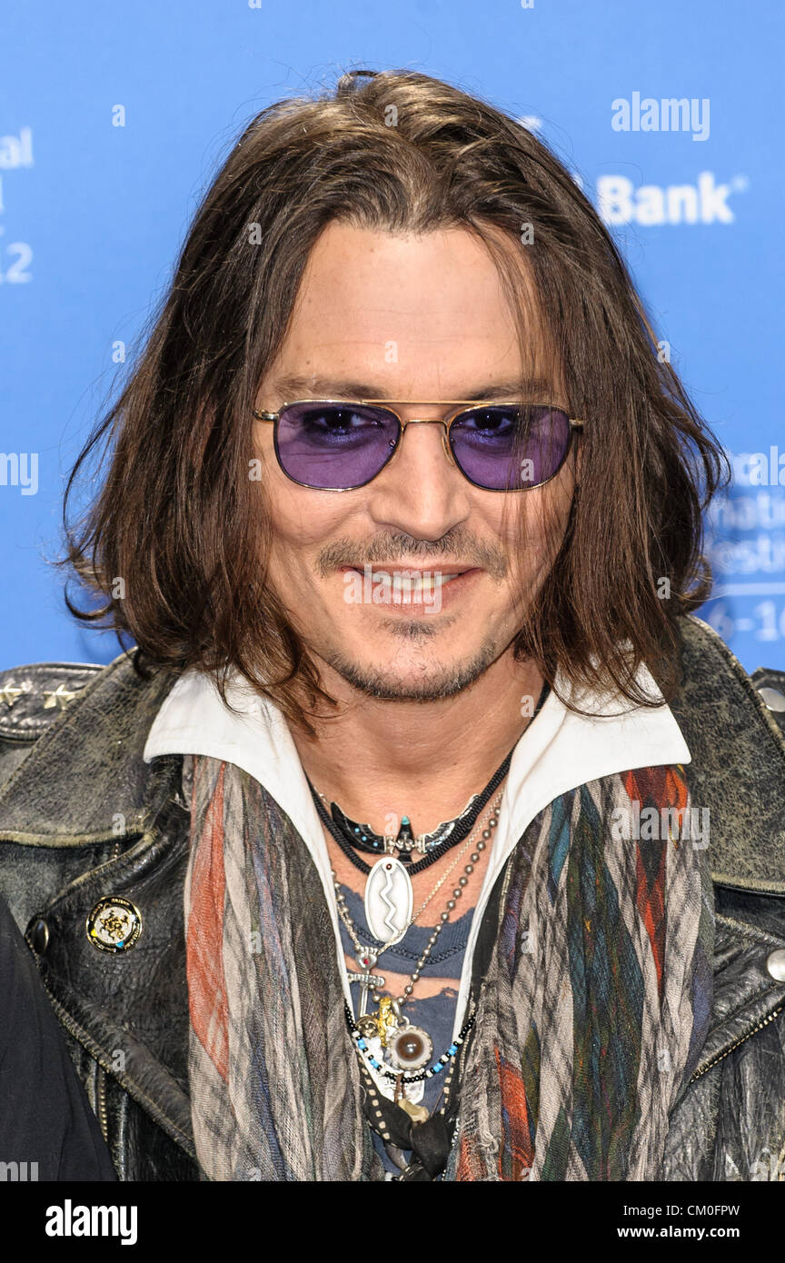 Actor johnny depp during photocall hi-res stock photography and images ...