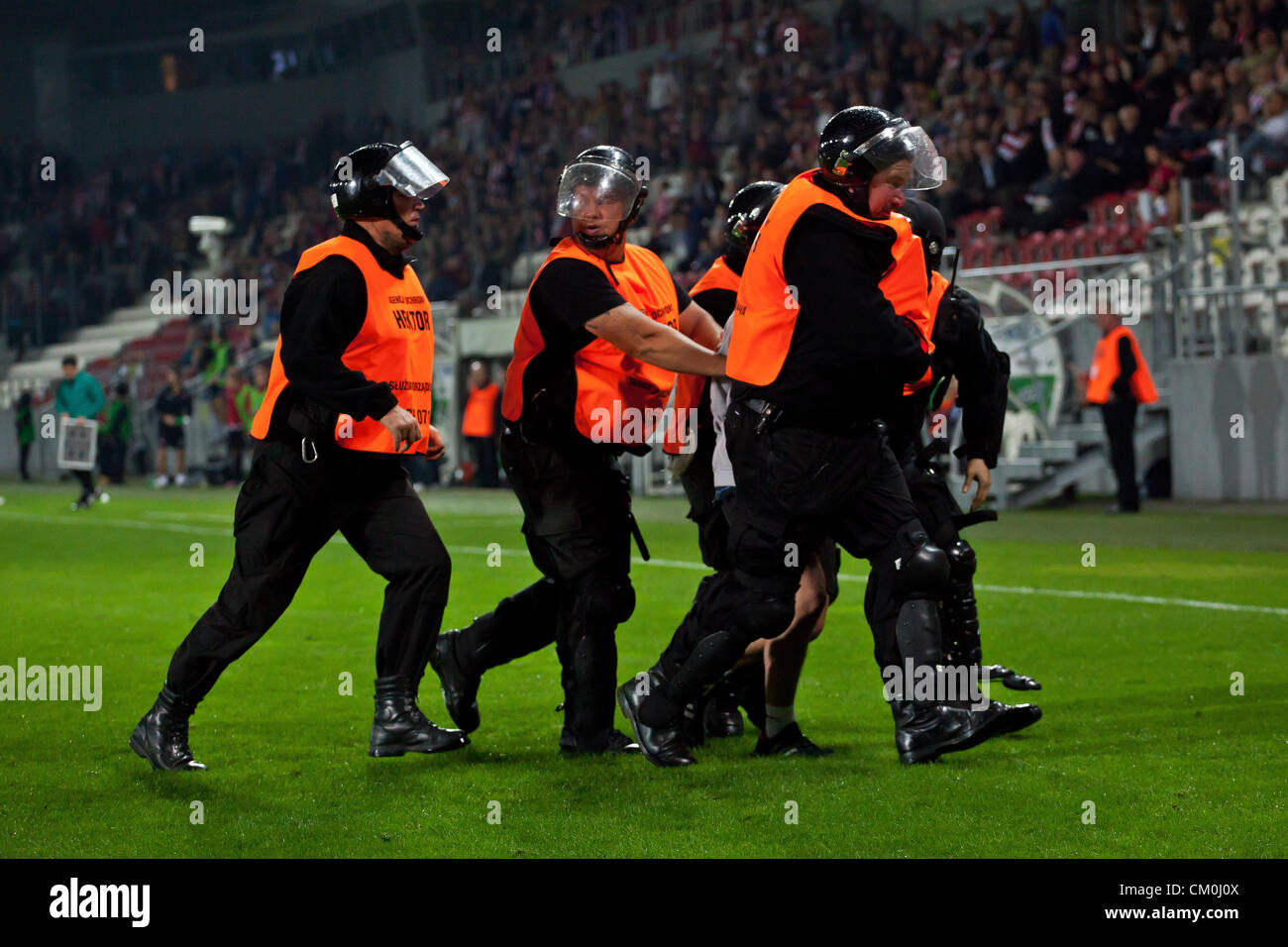Action Football Colour High Resolution Stock Photography And Images Alamy