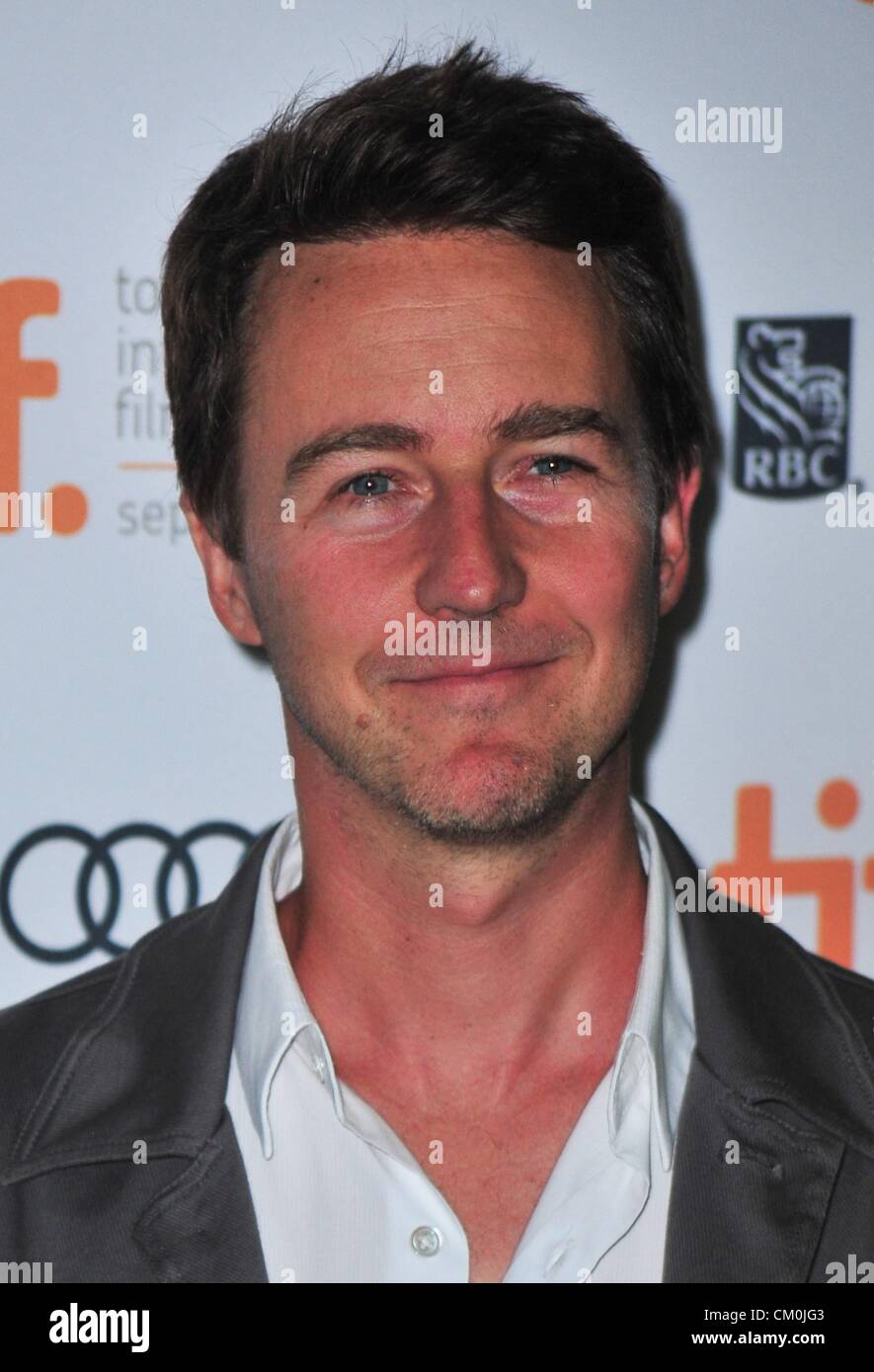 Edward Norton at arrivals for THANKS FOR SHARING Premiere at Toronto International Film Festival, Ryerson Theatre, Toronto, ON September 8, 2012. Photo By: Gregorio Binuya/Everett Collection Stock Photo