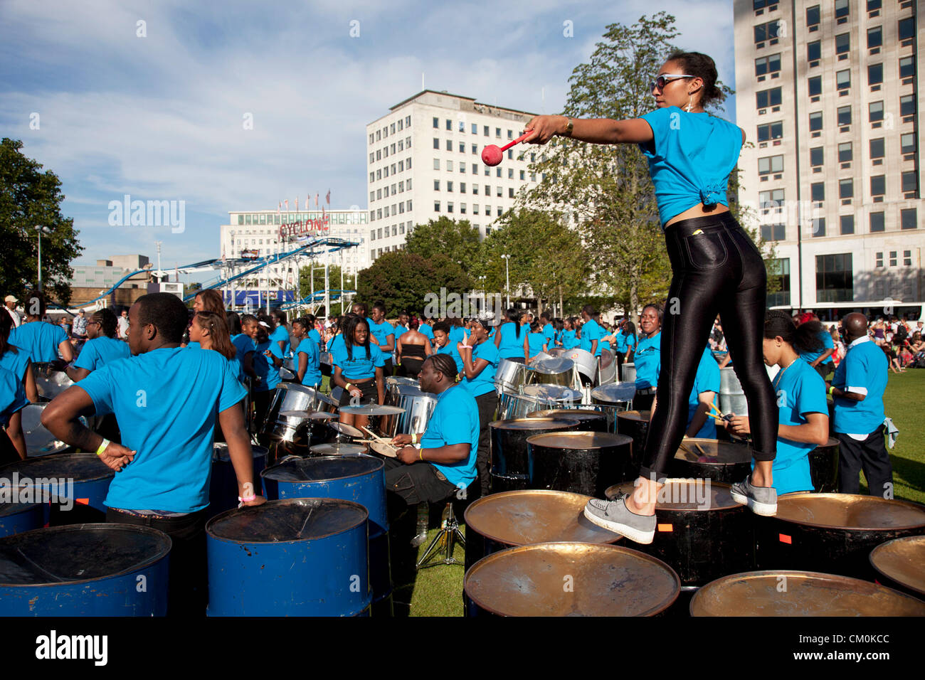 Steel pan band hires stock photography and images Alamy