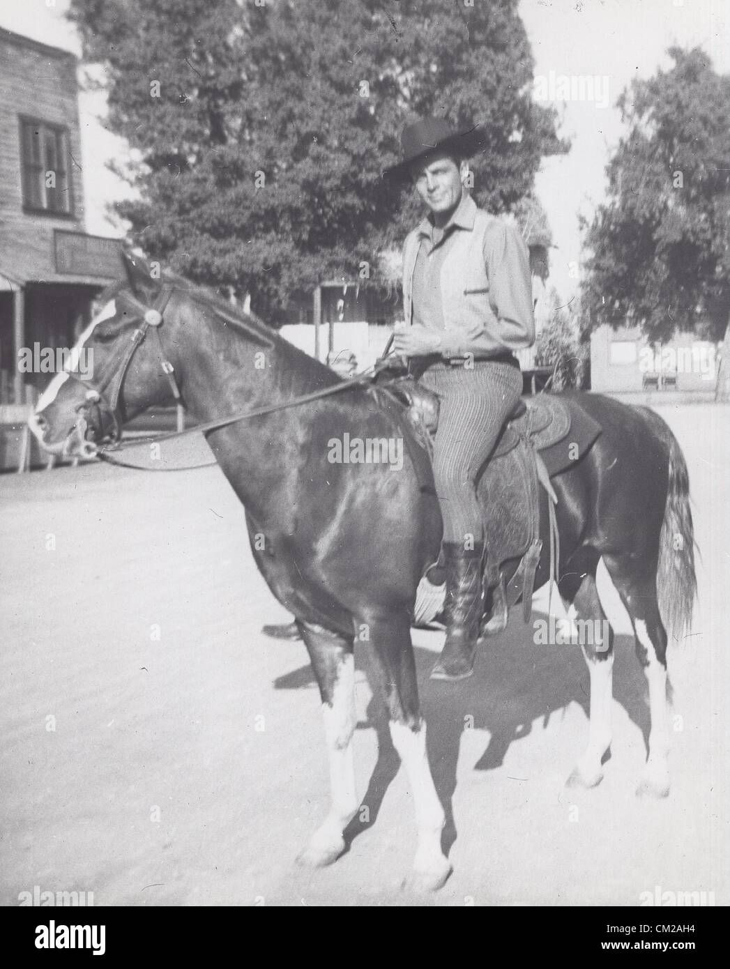 DALE ROBERTSON.Supplied by Photos, inc.(Credit Image: © Supplied By