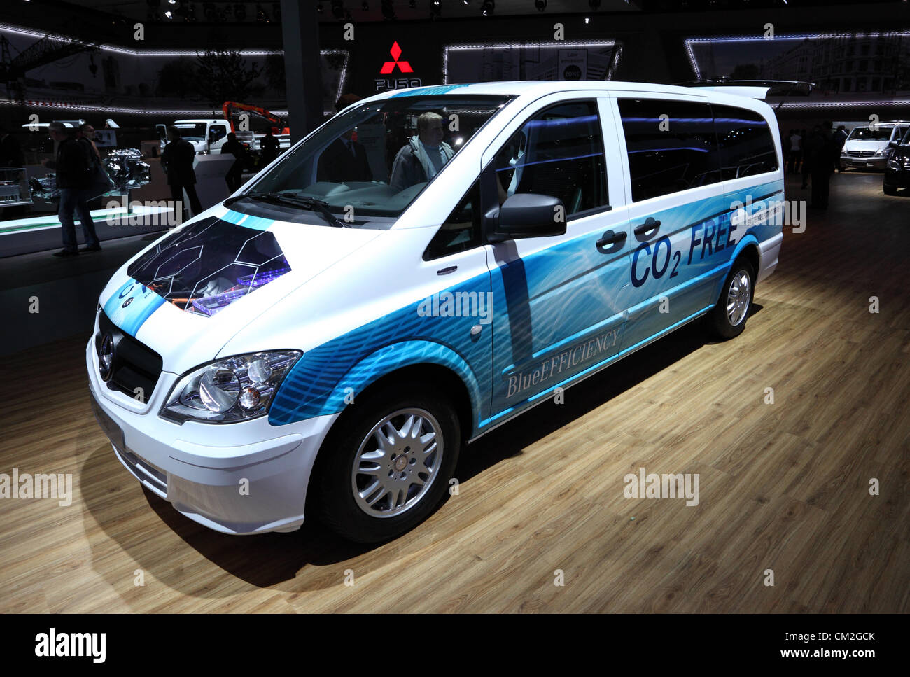 Car mercedes viano 2 2 cdi hi-res stock photography and images - Alamy