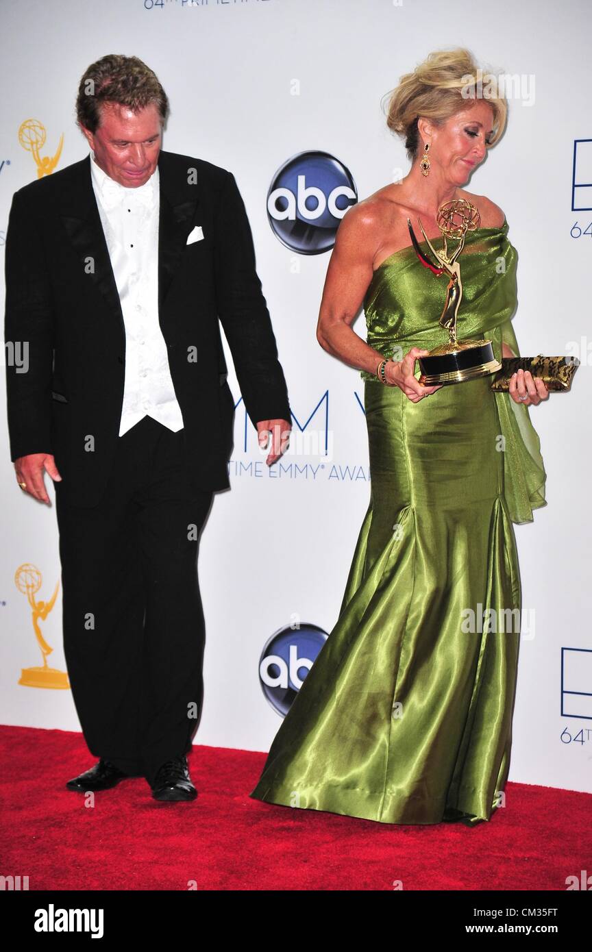 Tom Berenger Laura Moretti inpress room64th Primetime Emmy Awards - PRESS  ROOM 2 Nokia Theatre L.A LIVE Los Angeles CA Stock Photo - Alamy