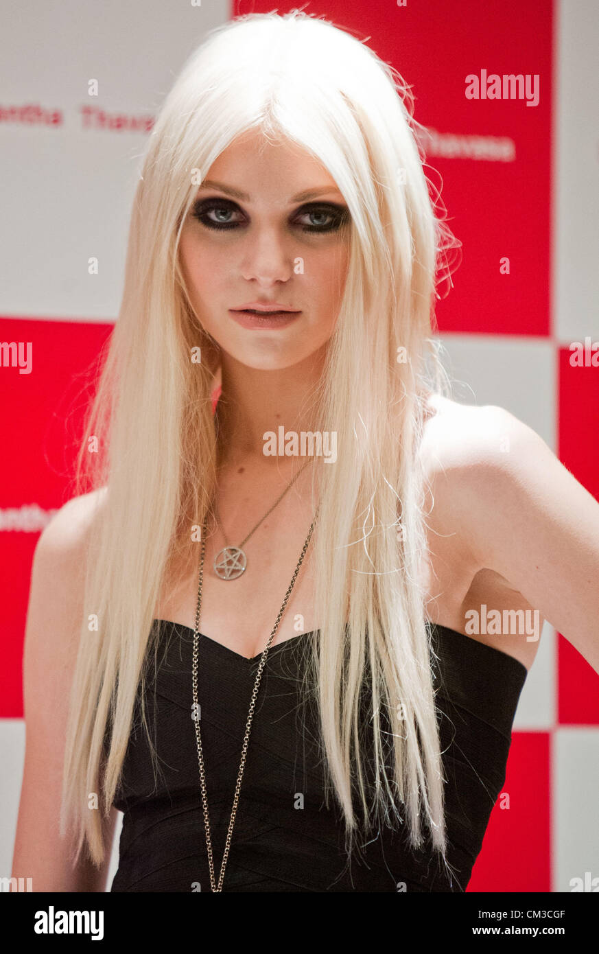 Michael And Colette Momsen
