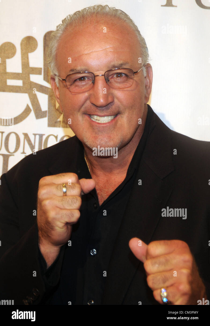 Gerry cooney hi-res stock photography and images - Alamy