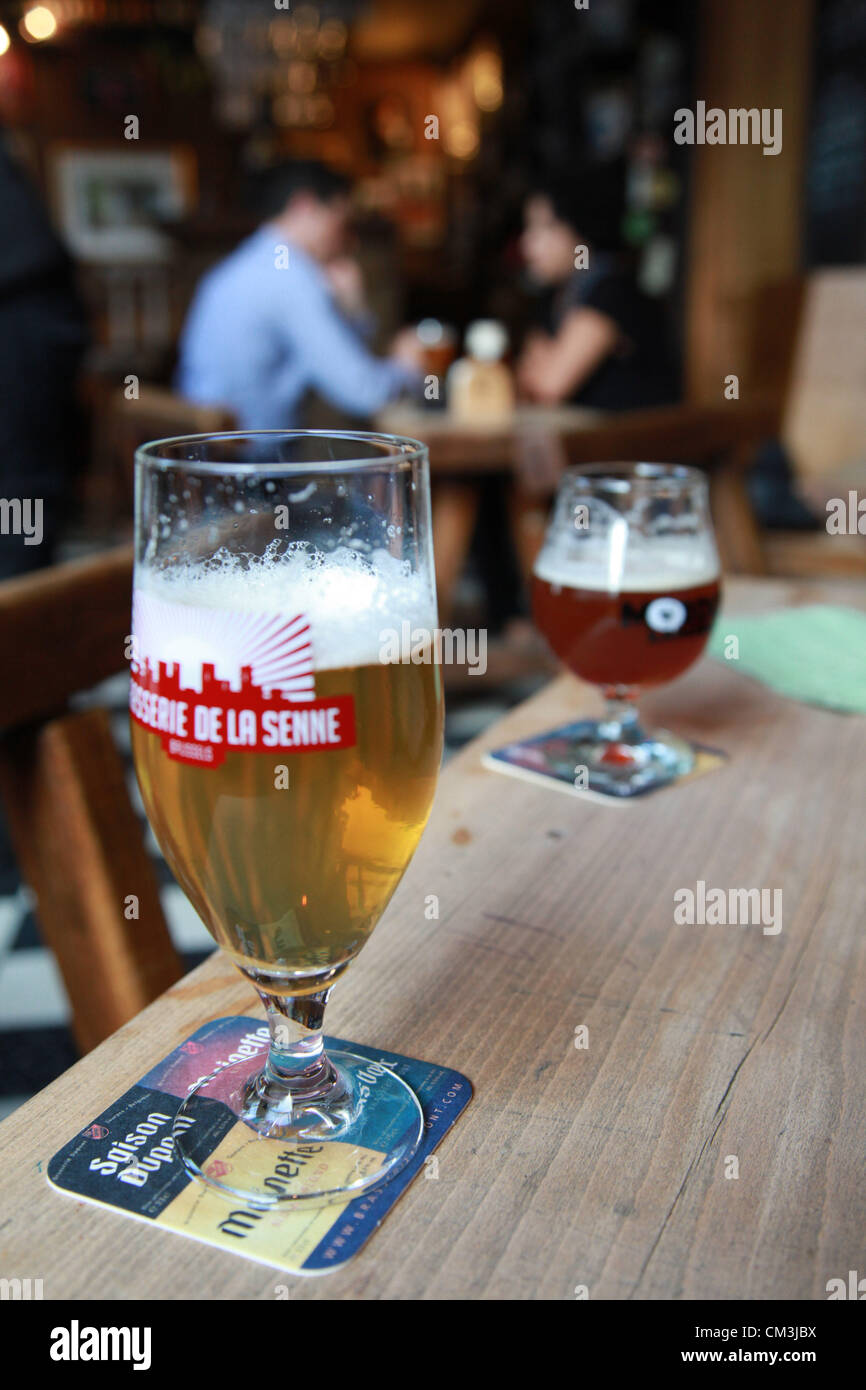 Moeder lambic brussels hires stock photography and images Alamy