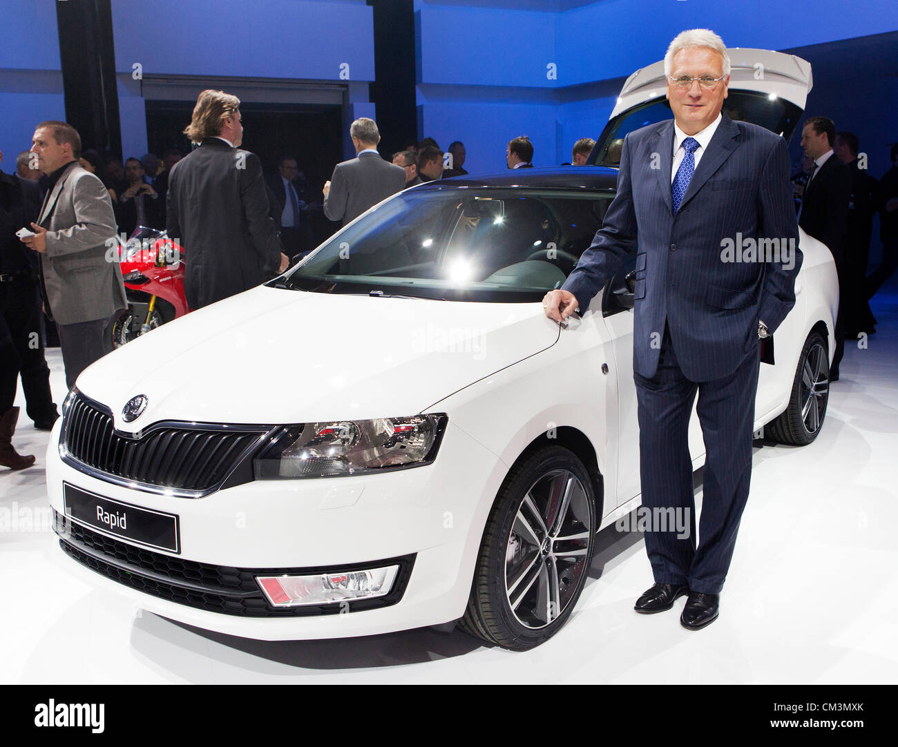 Купить Новую Шкоду Фабия У Дилера