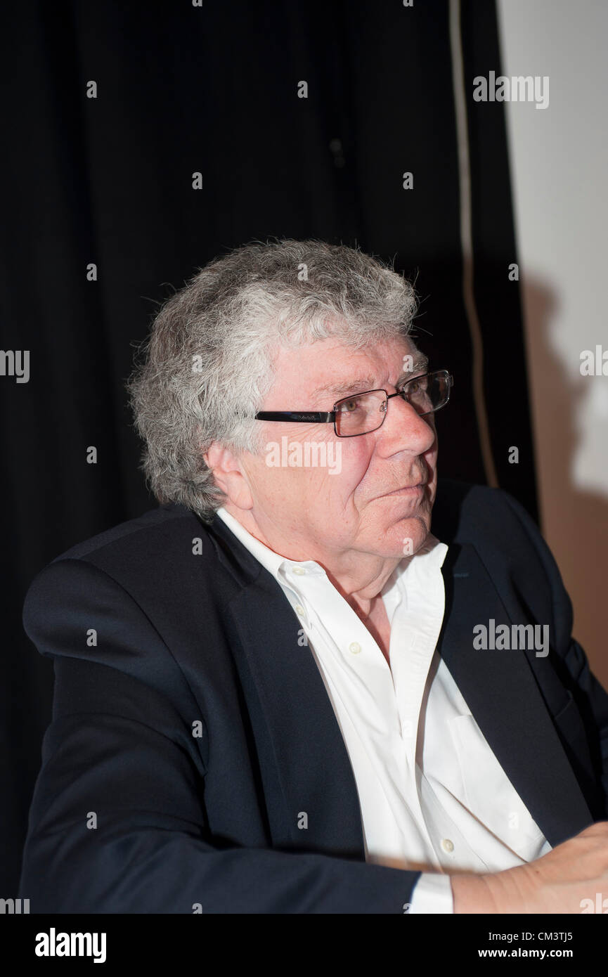 Italy Torino Palaisozaki the author of the exhibits Arnie Geller at the press conference of the exhibition The Human Body Exhibition September 28, 2012 at 12 am ; The exhibition opens to the public on 29 September  2012 and ending January 13, 2013.The bodies in the exhibition are human died of natural causes and treated with a special method called plastination. The visitors, thanks to this method of conservation can view all body organs, bones and muscles and all the inside of the body in every detail Stock Photo