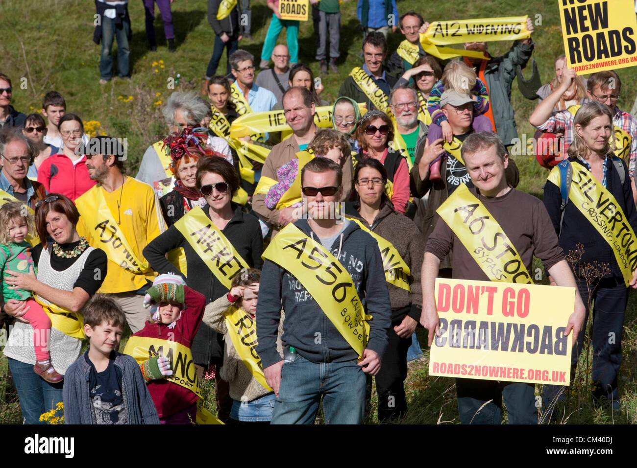 Twyford Down, UK. 29th September, 2012. Protesters gather to