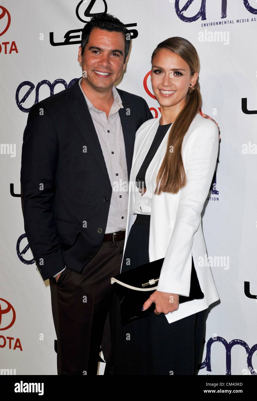 Cash Warren, Jessica Alba at arrivals for The 2012 Environmental Media Awards, Warner Bros. Studios, Burbank, CA September 29, 2012. Photo By: Elizabeth Goodenough/Everett Collection Stock Photo