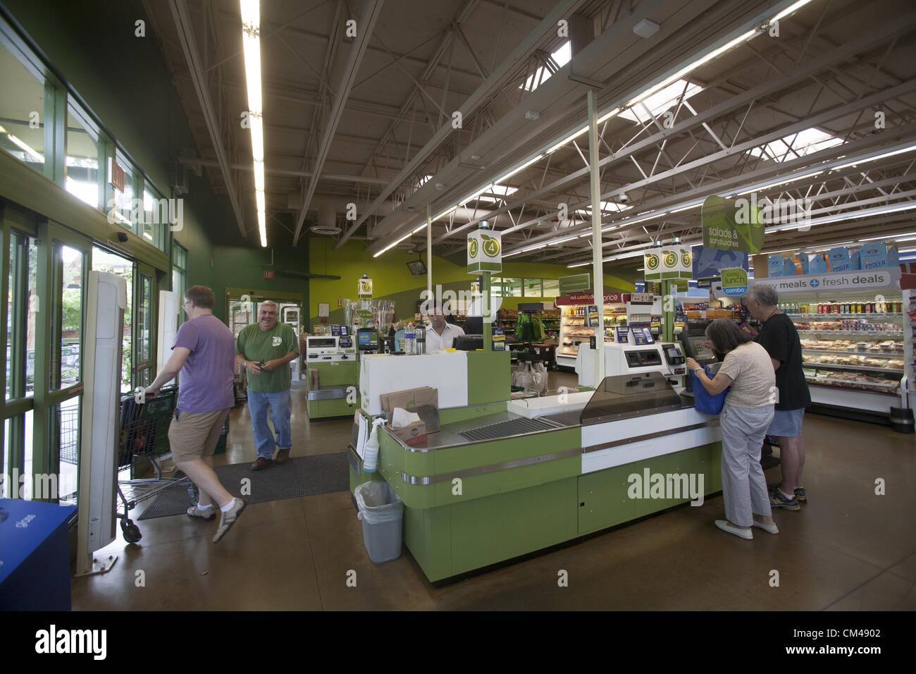 Sept. 11, 2012 Temple City, CA, USA Fresh & Easy grocery store in