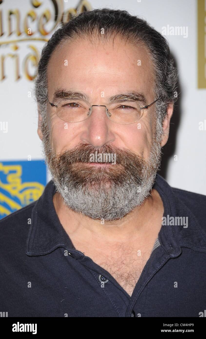 Mandy Patinkin at arrivals for THE PRINCESS BRIDE Screening at the 2012 New York Film Festival, Alice Tully Hall at Lincoln Center, New York, NY October 2, 2012. Photo By: Kristin Callahan/Everett Collection/ Alamy live news. USA.  Stock Photo