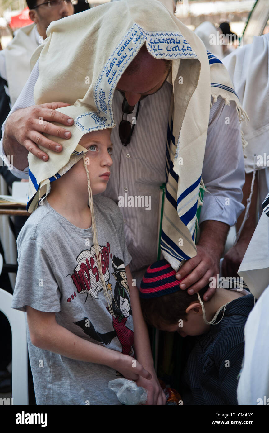 Priestly Blessing Western Wall Jerusalem - 16x20 Gallery Wrapped