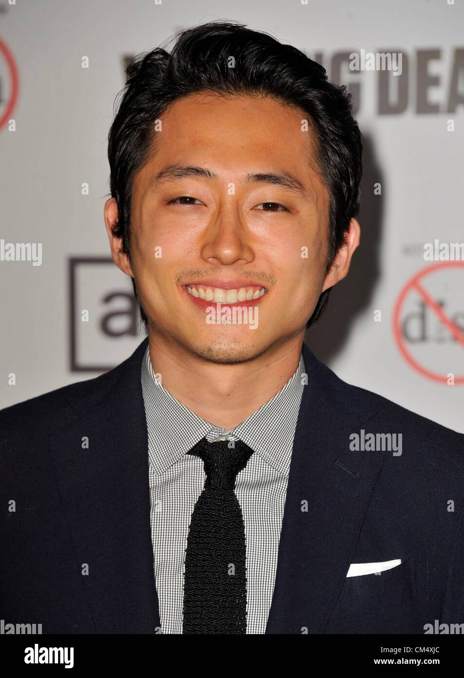 Steven Yeun at arrivals for THE WALKING DEAD Season Three Premiere, Universal City Walk Cinemas, Los Angeles, CA October 4, 2012. Photo By: Dee Cercone/Everett Collection Stock Photo