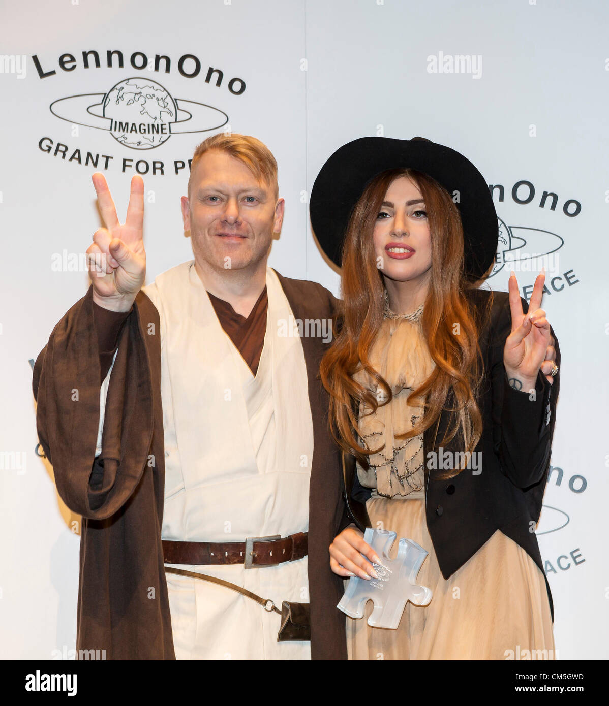 october-9th-2012-reykjavik-iceland-yoko-