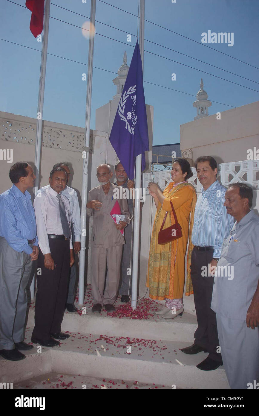 KARACHI, PAKISTAN, OCT 09 Pakistan Post Office Department Assistant