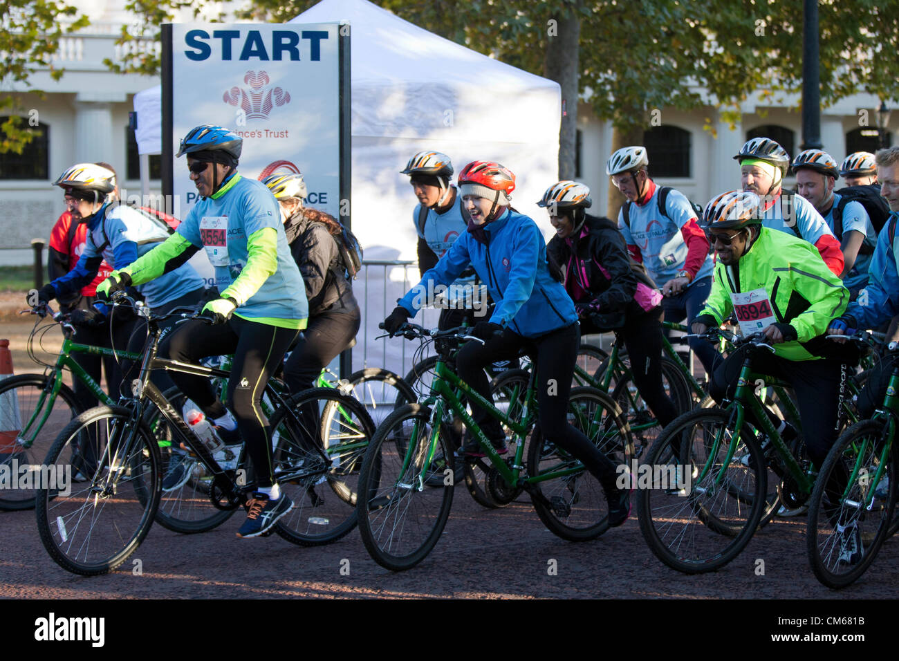 Princes trust palace to palace bike ride hires stock photography and images Alamy