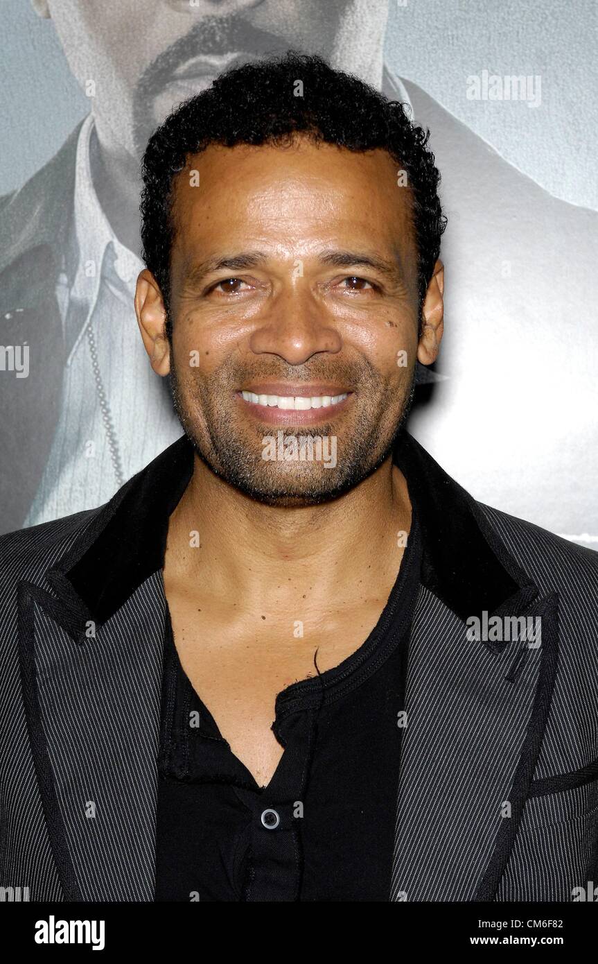 Mario Van Peebles at arrivals for ALEX CROSS Premiere, Cinerama Dome at