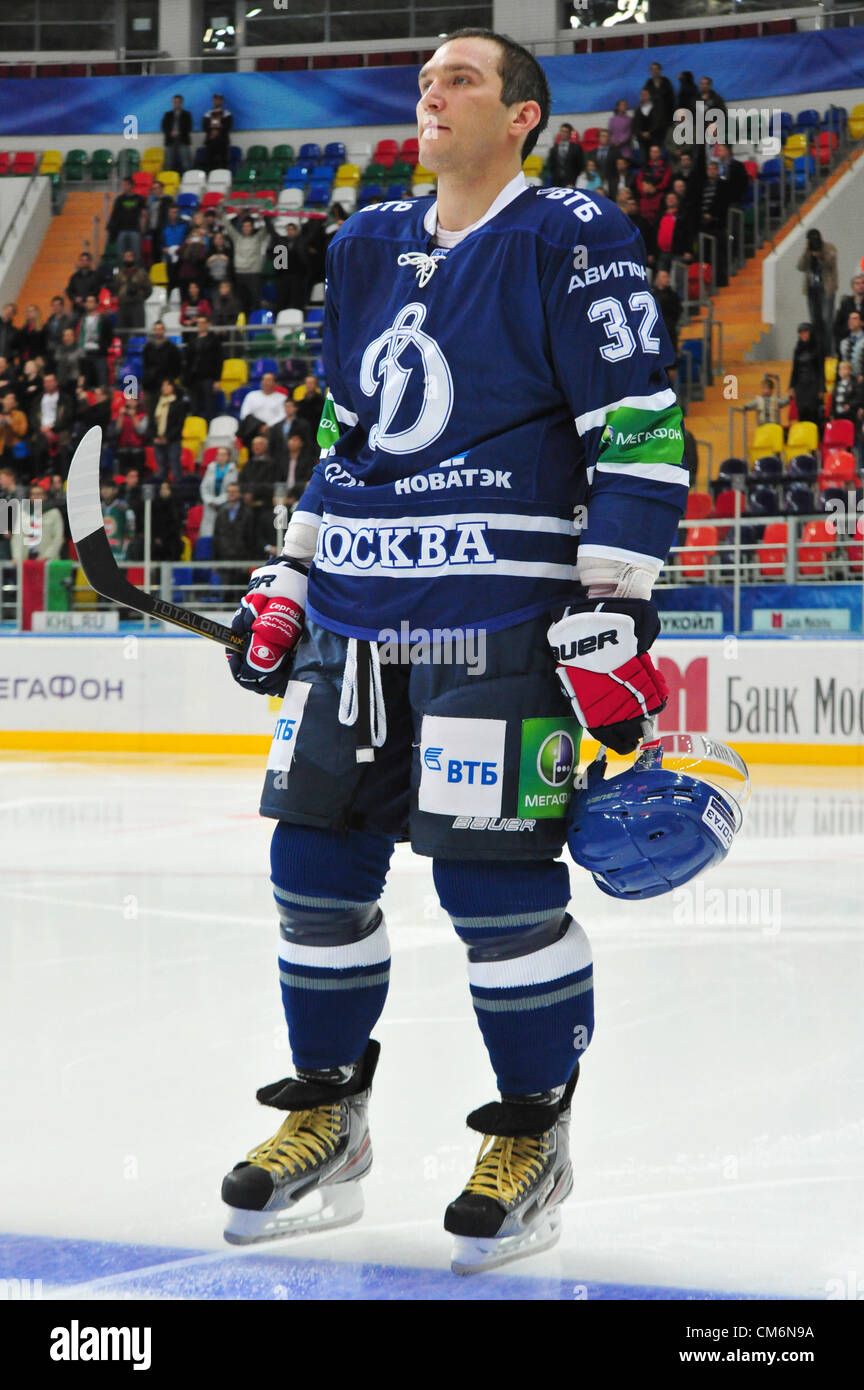 Alex Ovechkin takes the ice with Dynamo Moscow and participates in their  open training session