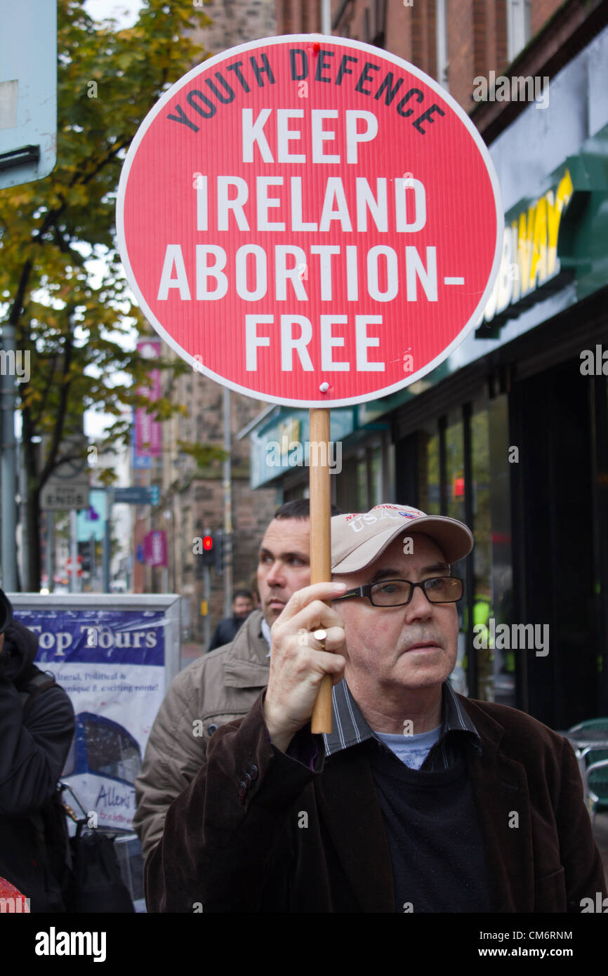 Belfast, UK. 18th October, 2012. anti-abortion protesters at the opening of the Marie Stopes clinic in Belfast, the first private clinic in Northern ireland to offer abortions. The clinic, which opened today, offers abortions under the law in Northern Ireland. Stock Photo