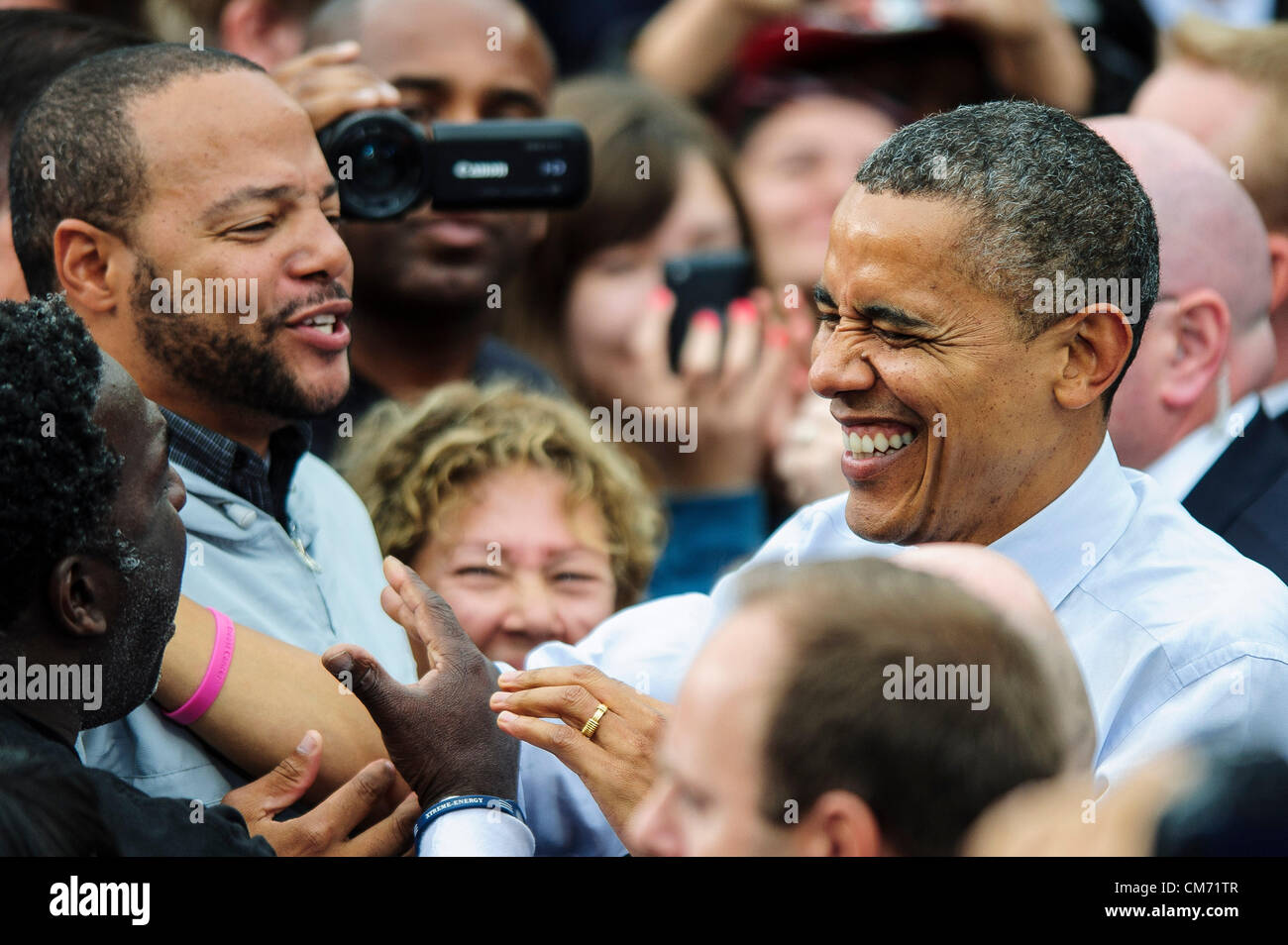 Oct. 19, 2012 - Fairfax, Virginia, U.S. - President BARACK OBAMA works ...