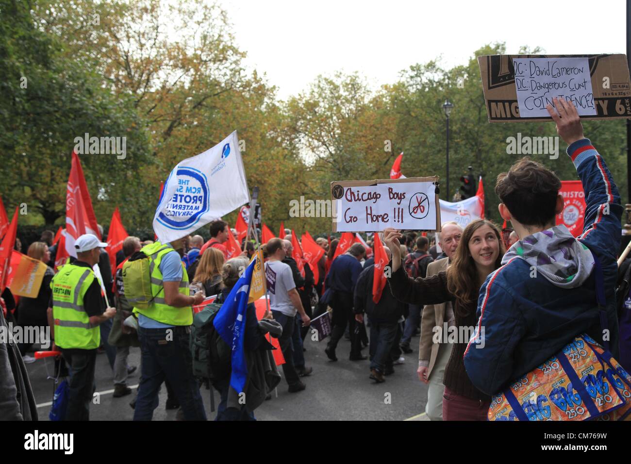 London, UK. 20th October 2012 Thousands gathered in Central London to join the march 'A Future that Works' organized by TUC. Credit:  nelson pereira / Alamy Live News Stock Photo