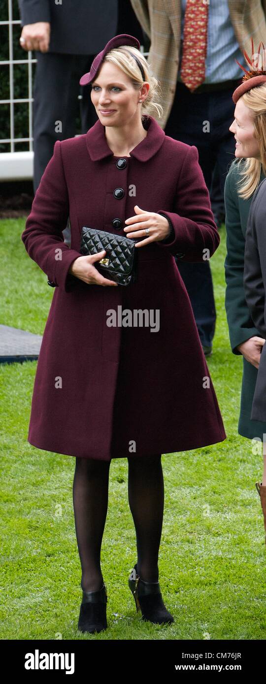 Ascot, UK. 20th October 2012. Zara Phillips in the parade ring at Ascot, prior to the Qipco Queen Eliabeth II Stake Credit:  Paul McCabe / Alamy Live News Stock Photo