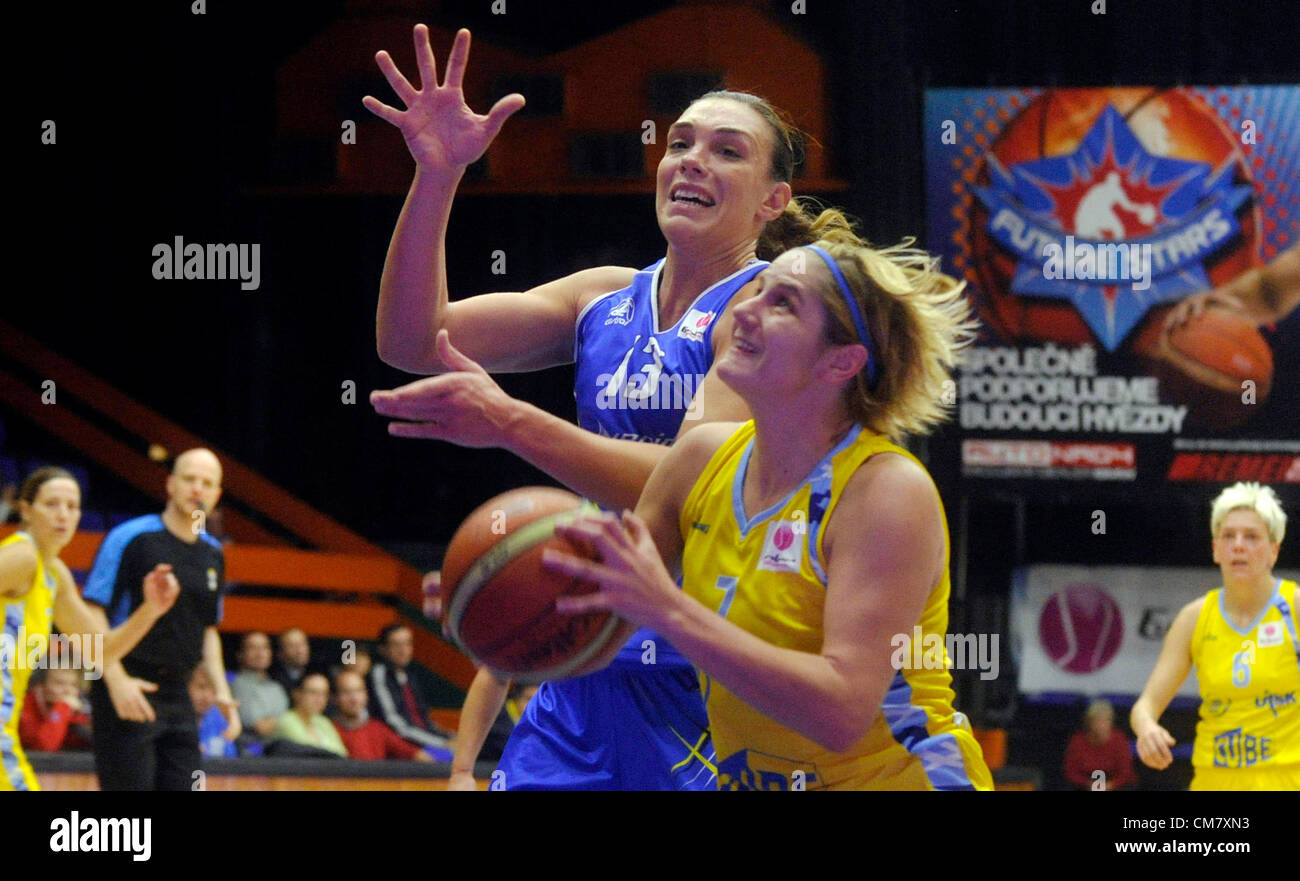 Czech basketball league hi-res stock photography and images - Alamy