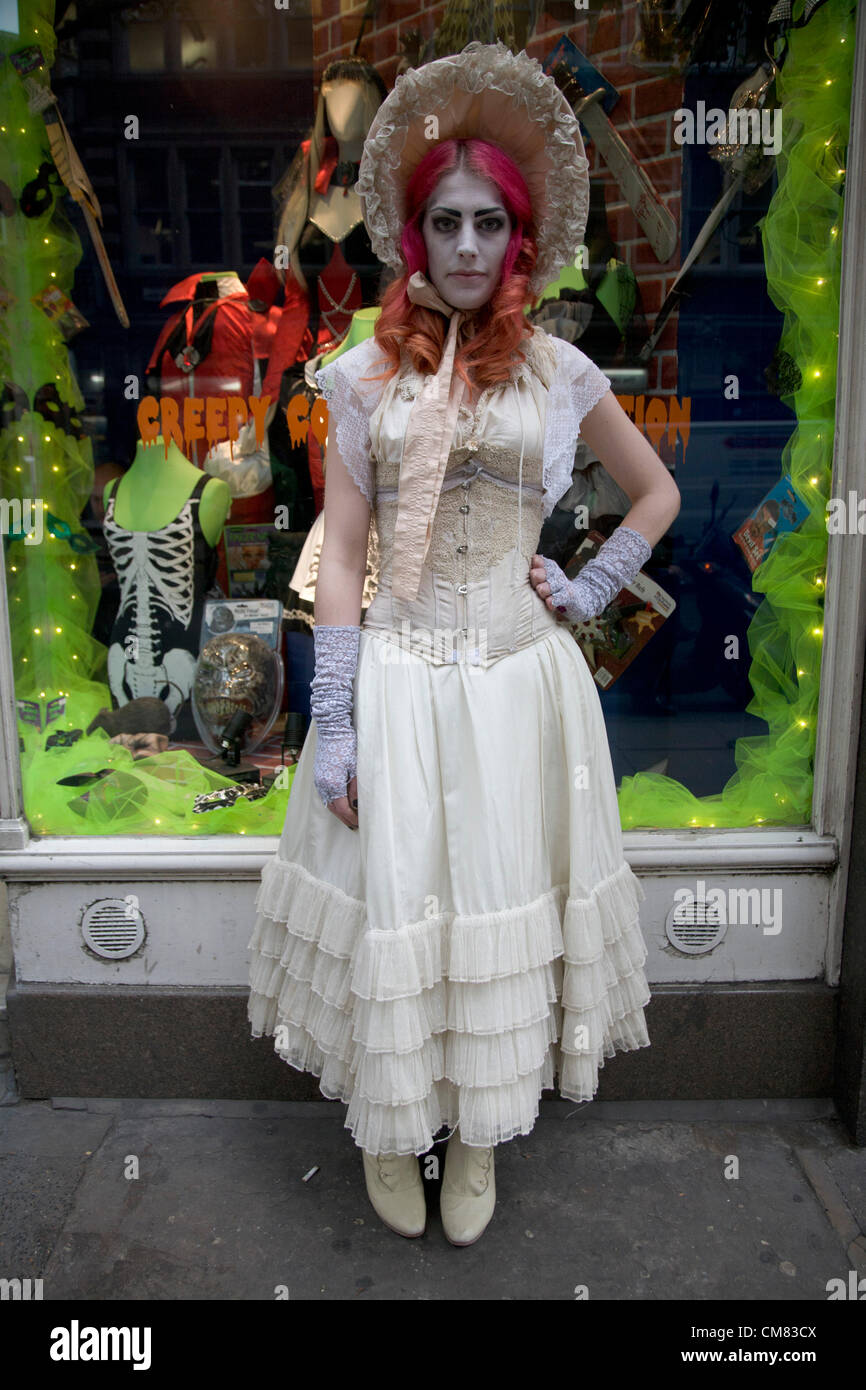 Angels fancy dress clearance store