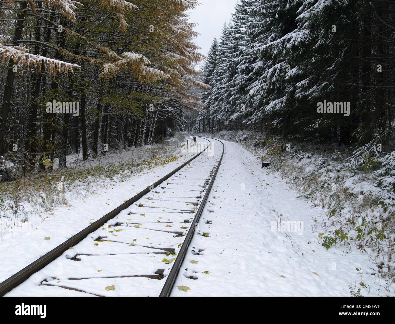 snowy railroad / verschneite Eisenbahnschienen Stock Photo