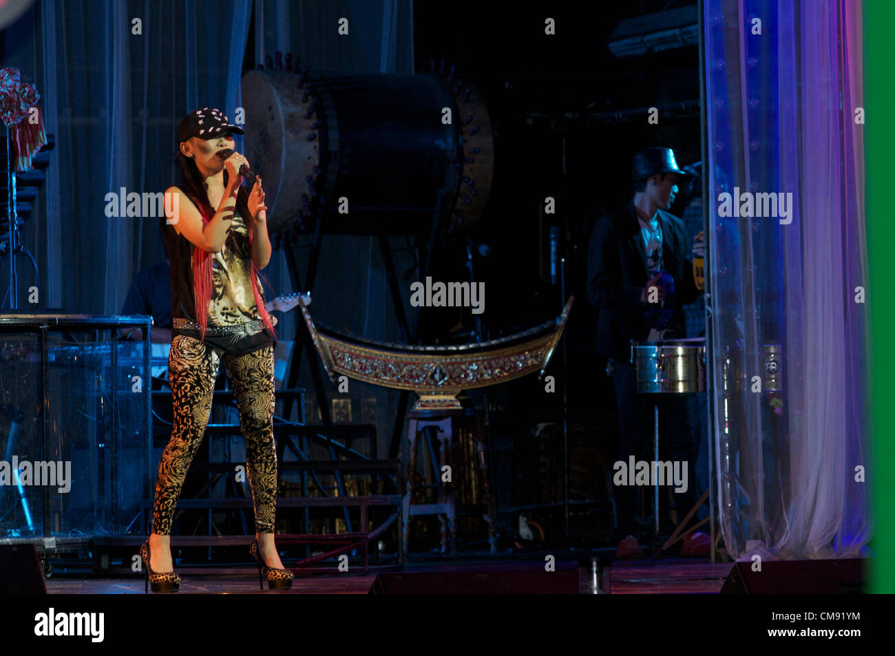 Bangkok, Thailand, 31/10/12 Thai woman sings on Halloween, Tawandang German brewery. credit: Kraig Lieb Stock Photo