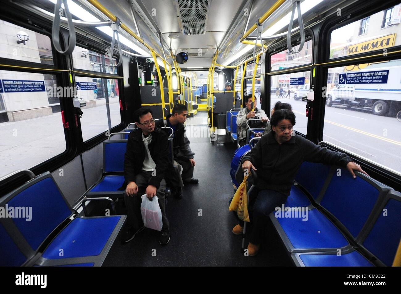 Mta bus 14th street hi-res stock photography and images - Alamy