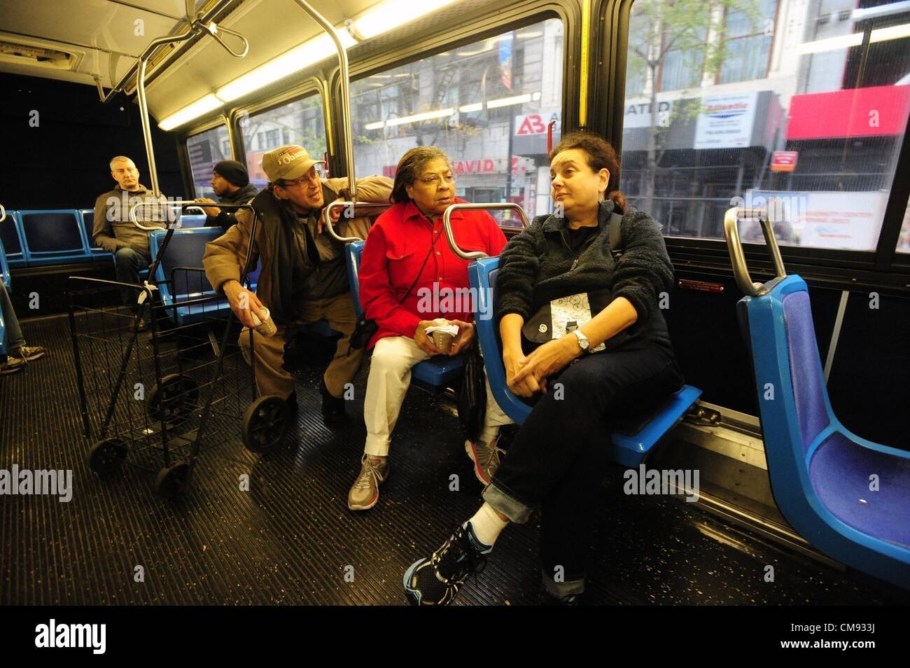 Mta bus 14th street hi-res stock photography and images - Alamy