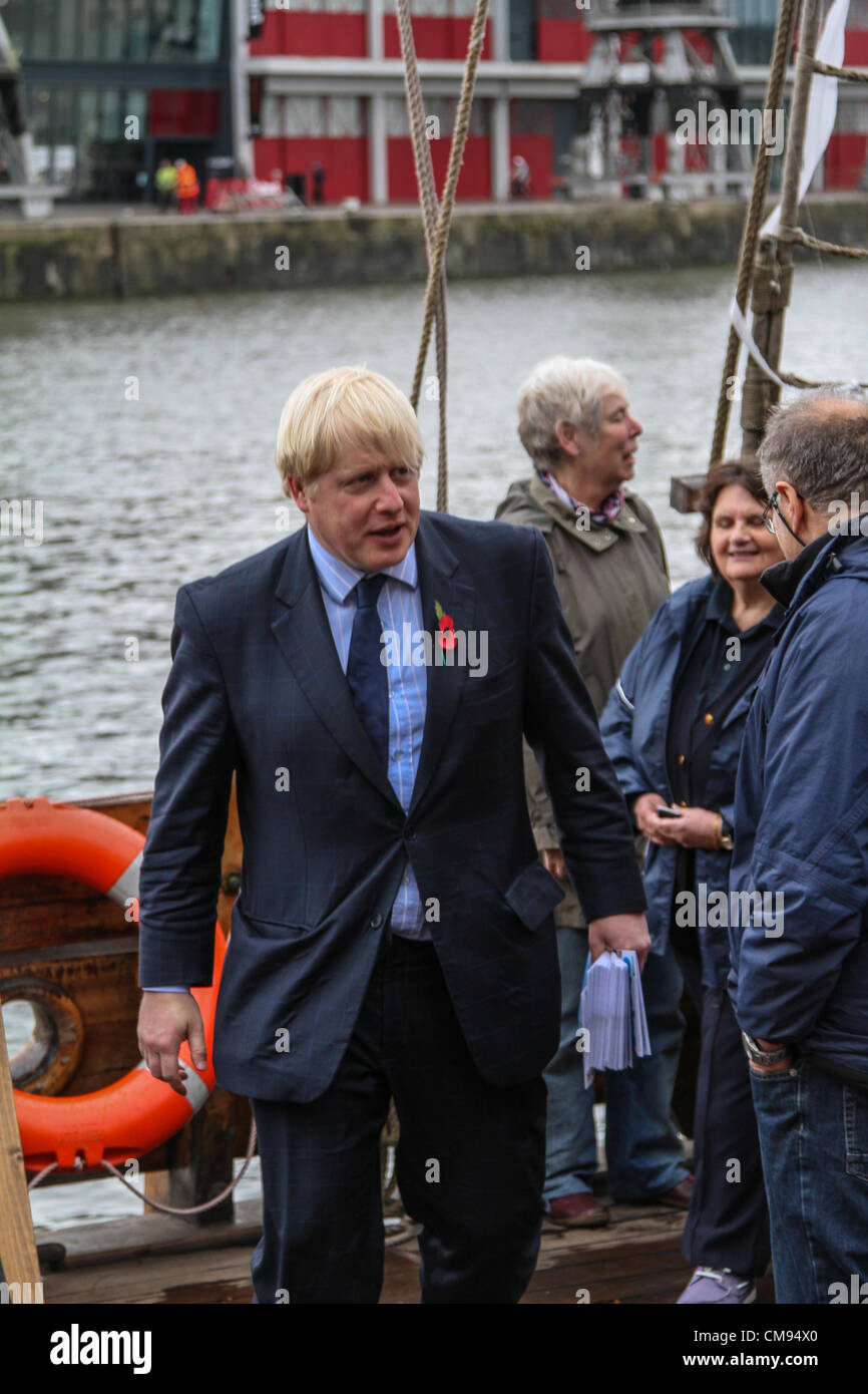 Bristol, UK. 31st October 2012. London mayor, Boris Johnson, visits Bristol to offer his support to both the Tory candidate in the Bristol mayoral election Geoff Gollop, and Ken Maddock, the Conservative candidate for Police Commissioner Stock Photo
