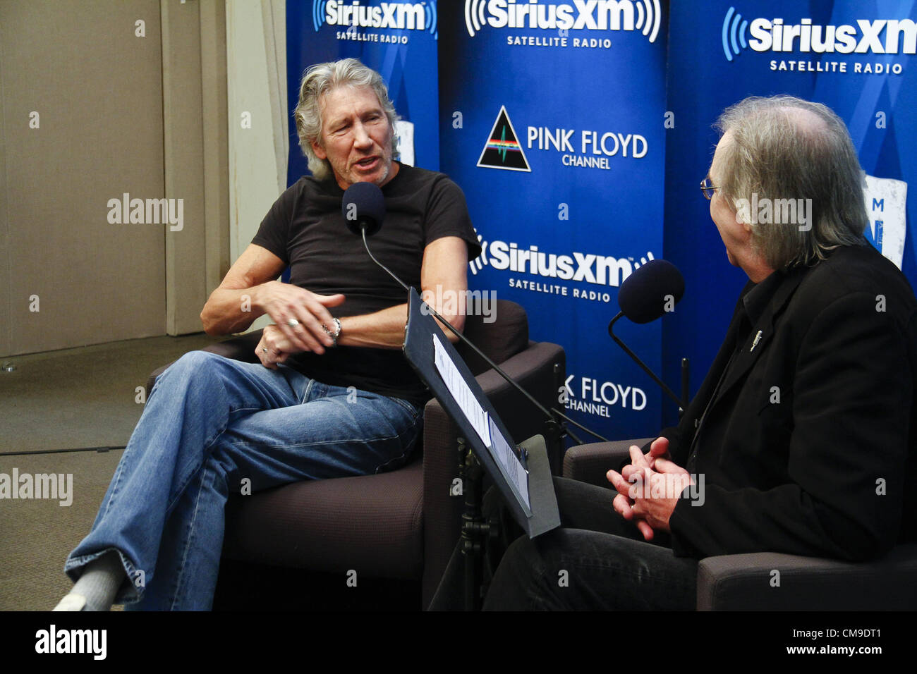 Siriusxm satellite radio hires stock photography and images Alamy