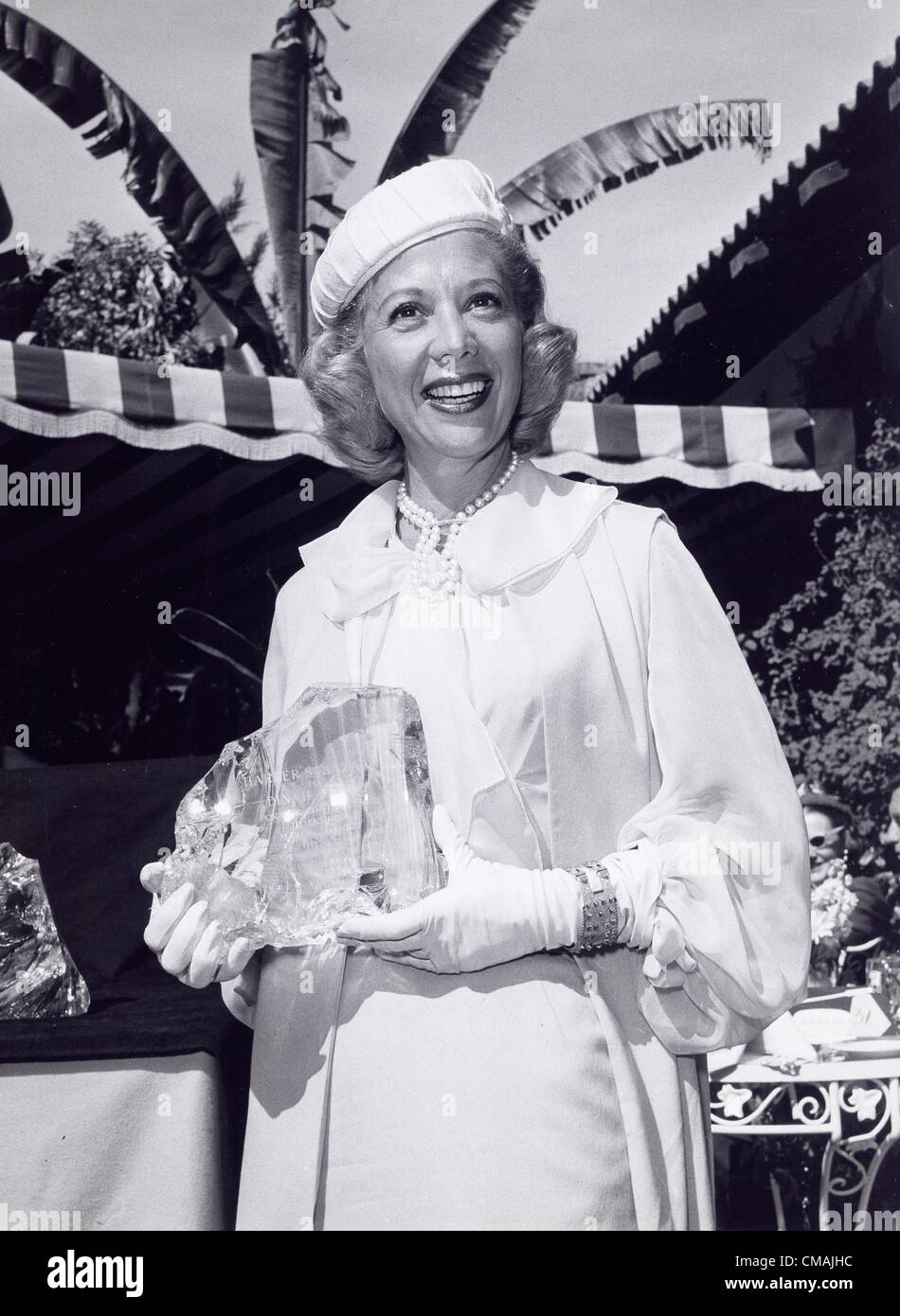 DINAH SHORE.AKA Frances Rose Shore.Supplied by   Photos inc.(Credit Image: Â© Supplied By Globe Photos Inc/Globe Photos/ZUMAPRESS.com) Stock Photo