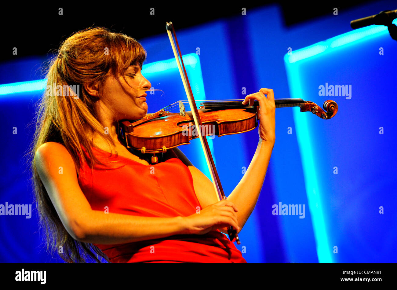 fourth of july violinist