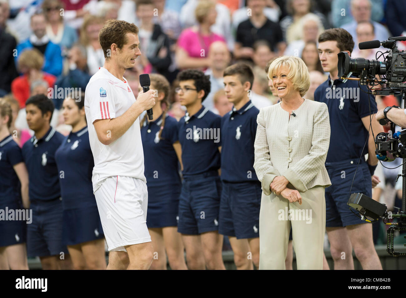 Runner up trophy on centre court wimbledon hires stock photography and