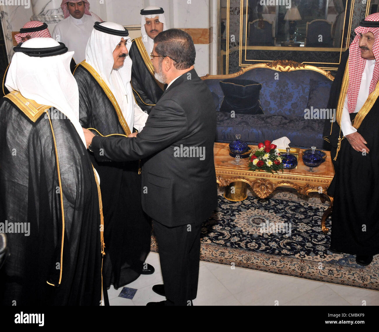 July 11, 2012 - Jeddah, Jeddah, Saudi Arabia - Egypt's President Mohamed Mursi (C) is greeted by Saudi Princes at the Royal Palace in Jeddah airport July 11, 2012  (Credit Image: © Egyptian Presidency/APA Images/ZUMAPRESS.com) Stock Photo