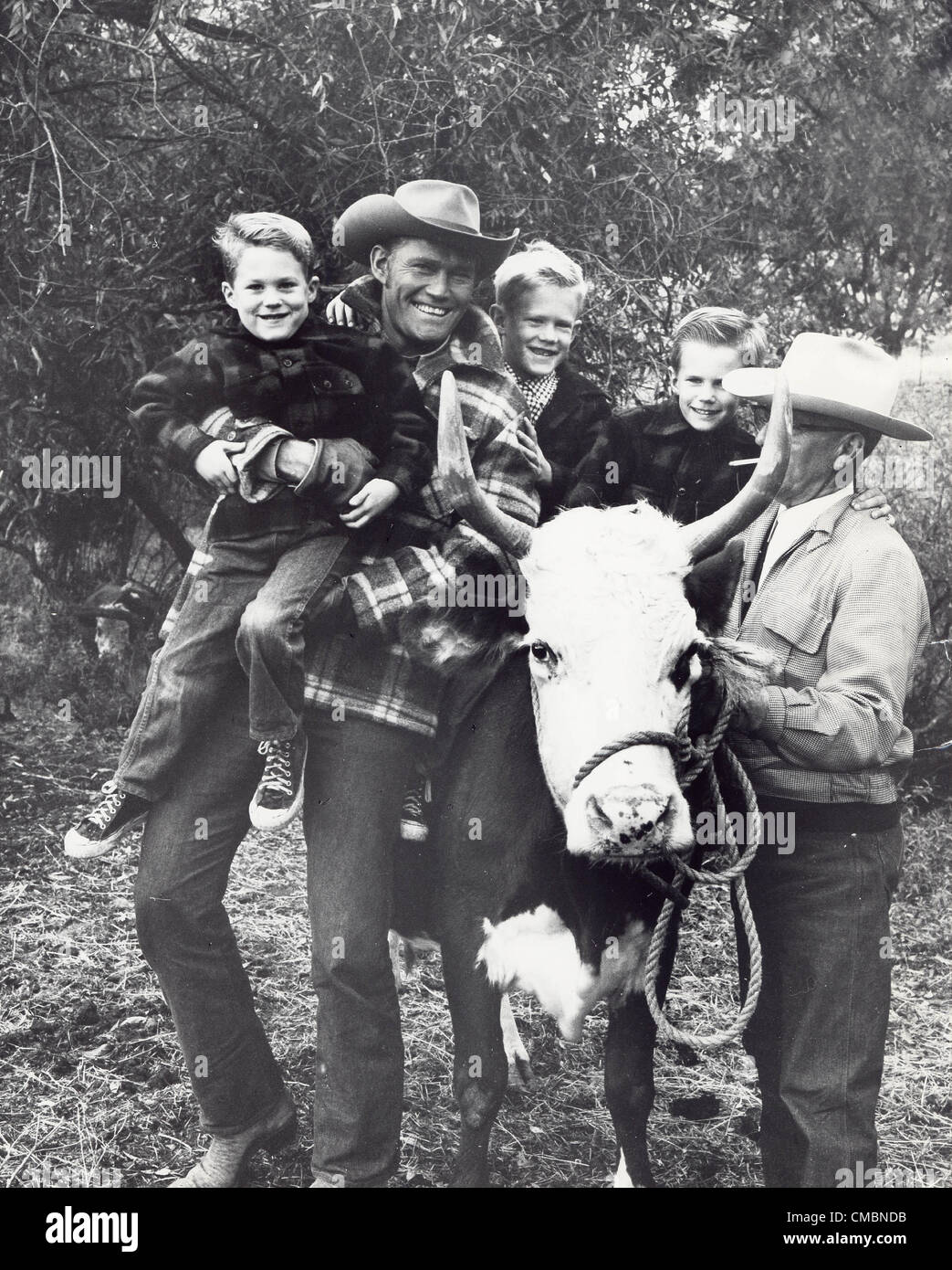 CHUCK CONNORS with sons Mike , Jeff , Steve.Supplied by   Photos inc.(Credit Image: Â© Supplied By Globe Photos Inc/Globe Photos/ZUMAPRESS.com) Stock Photo