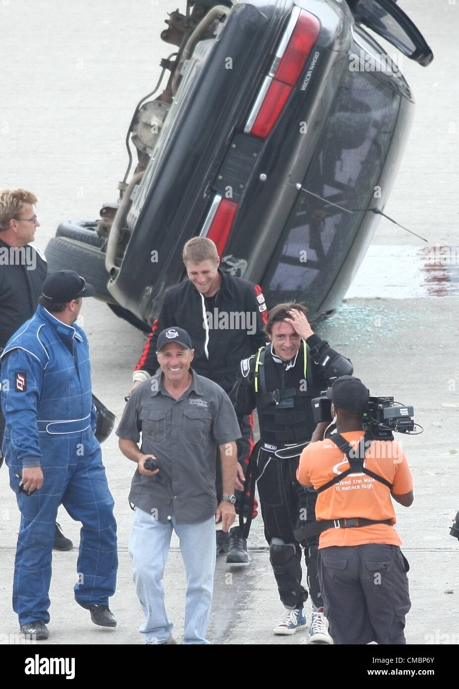 RICHARD HAMMOND RICHARD HAMMOND'S CRASH COURSE. FILMING THE BBC TV SHOW RICHARD HAMMOND RICHARD HAMMOND'S CRASH COURSE. FILMING THE BBC TV SHOW