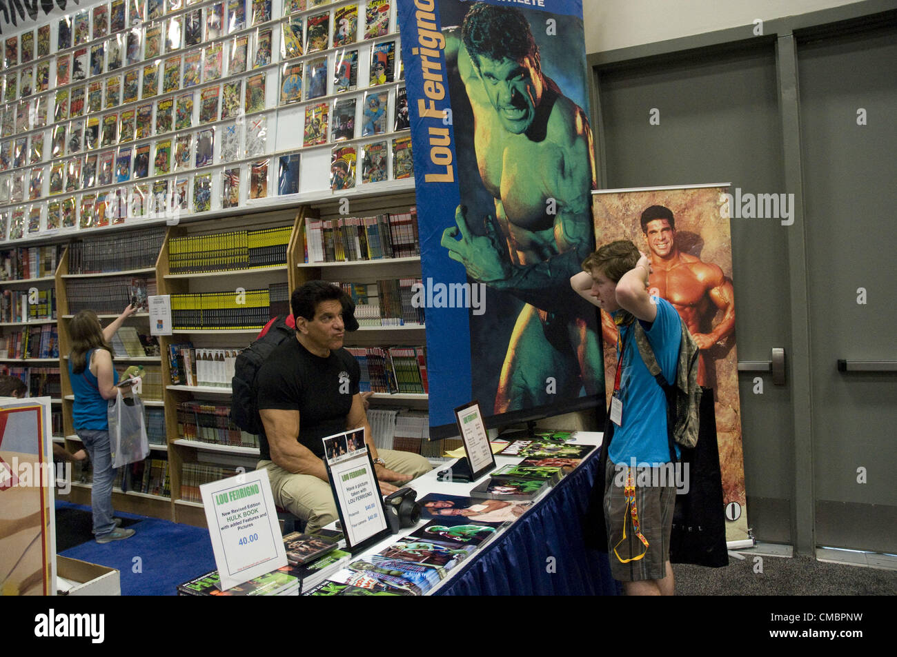 Lou ferrigno incredible hulk hi-res stock photography and images - Alamy