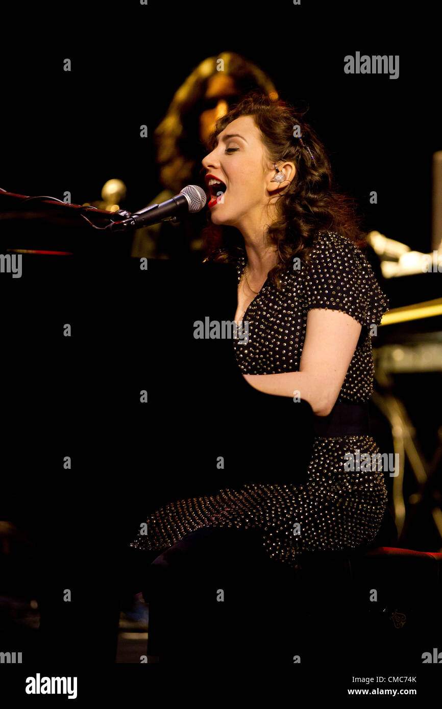 Pictured regina hall hi-res stock photography and images - Alamy