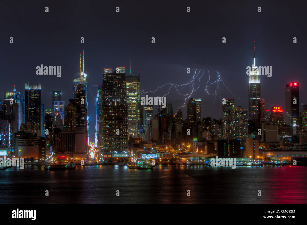 Lightning new york city hires stock photography and images Alamy