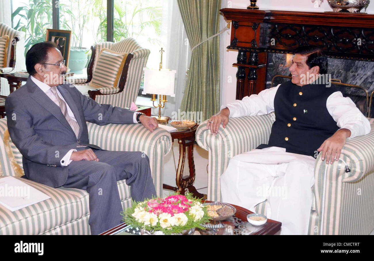 Prime Minister, Raja Pervez Asharaf exchanges views Sheikh Waqas
