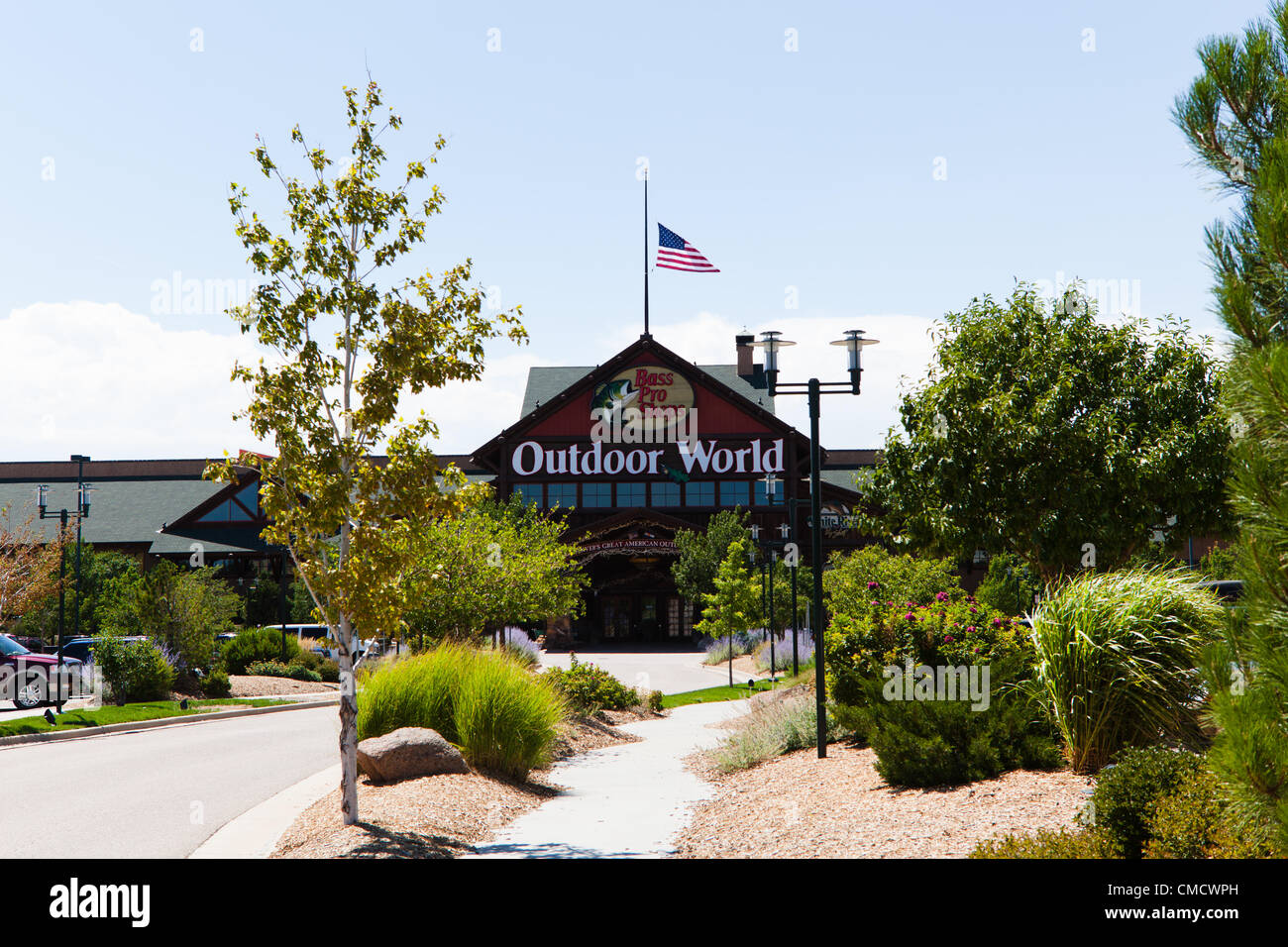 Bass pro store hi-res stock photography and images - Page 3 - Alamy