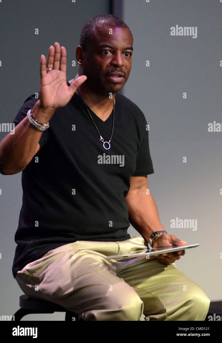 LeVar Burton at in-store appearance for LeVar Burton Promotes Rainbow Reading App, Apple Store, New York, NY July 21, 2012. Photo By: Derek Storm/Everett Collection Stock Photo