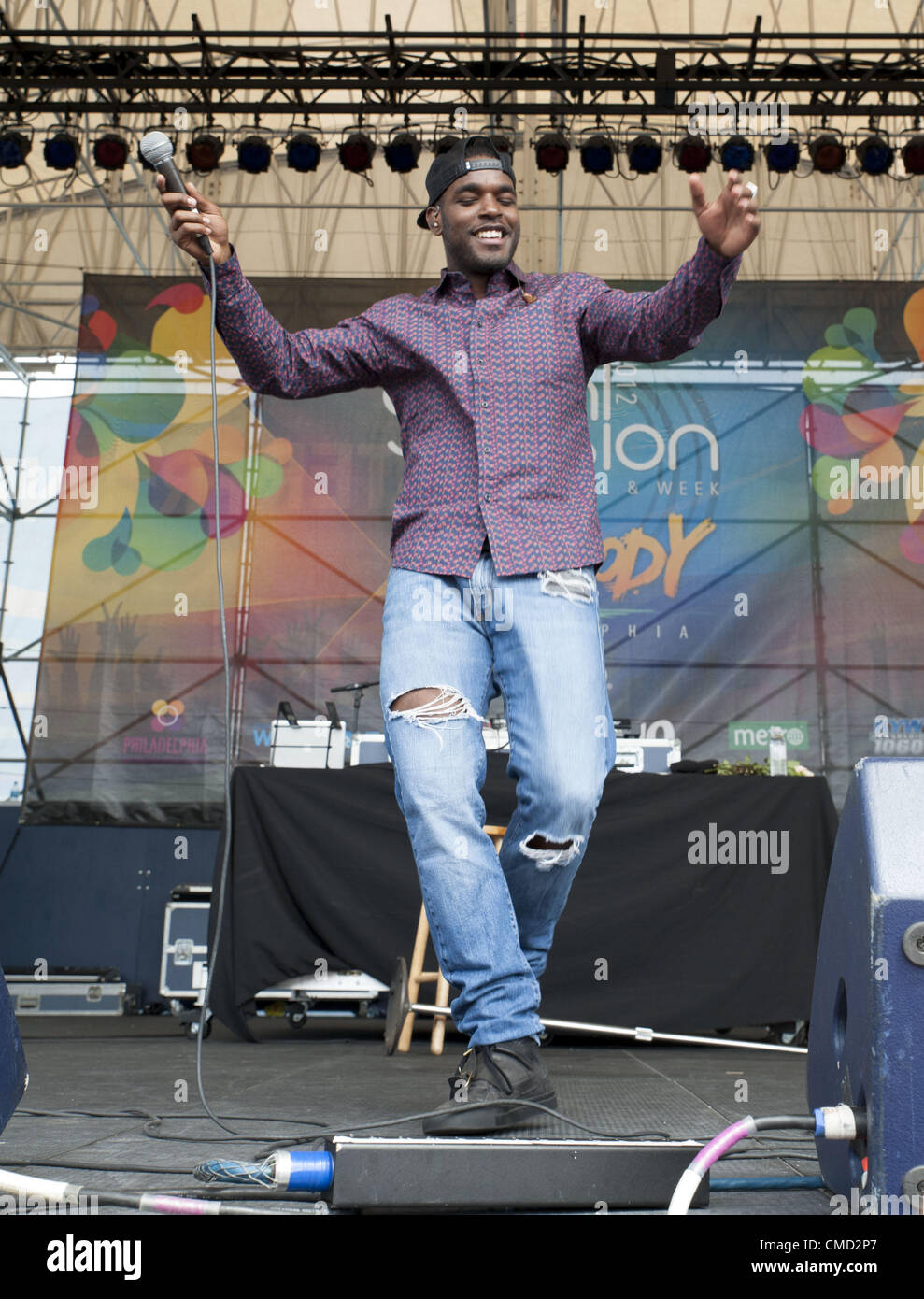 July 21, 2012 - Philadelphia, Pennsylvania, U.S - R&B singer, LUKE JAMES,performing at the 6th annual Global Fusion Festival held at Penn's Landing in Philadelphia (Credit Image: © Ricky Fitchett/ZUMAPRESS.com) Stock Photo