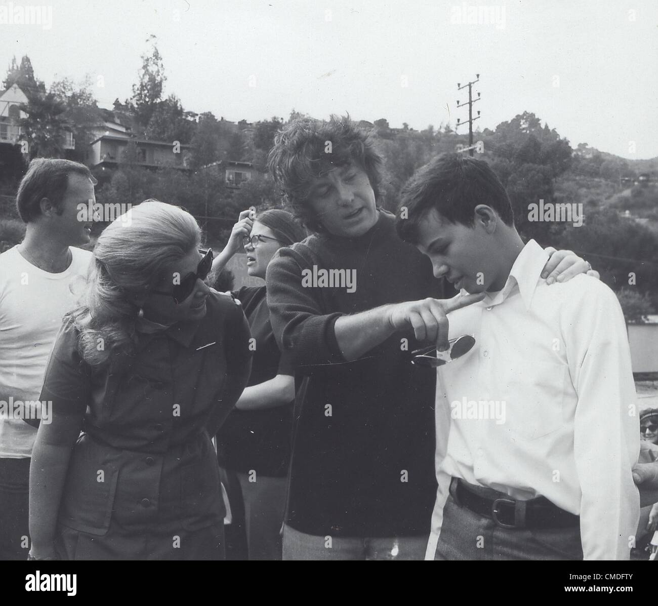 MICHAEL COLE joined with Hollywood stuntmen in delighting more than 100 ...